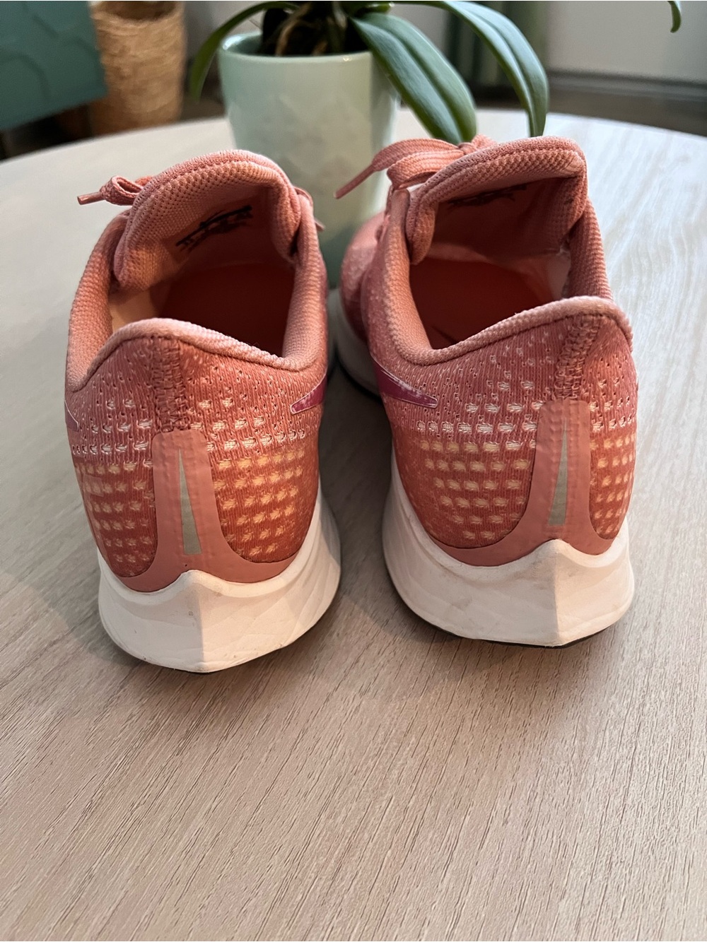 Nike Women's Zoom Pegasus 35 - Dusty Rose Pink Running Shoes - Picture 4 of 5